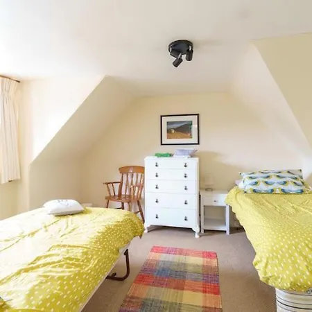 Milne'S Brae, Cosy, Comfortable And Centrally Located In Beautiful Braemar Exterior photo