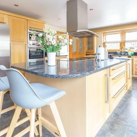 Milne'S Brae, Cosy, Comfortable And Centrally Located In Beautiful Braemar Exterior photo