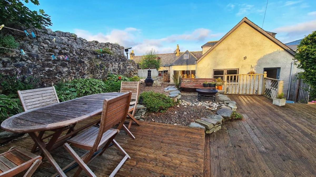 Milne's Brae, Cosy, Comfortable And Centrally Located In Beautiful Braemar